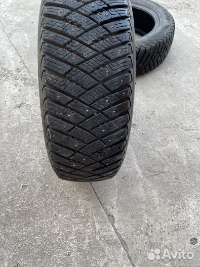 Goodyear Ultragrip Ice Arctic 205/6 R16