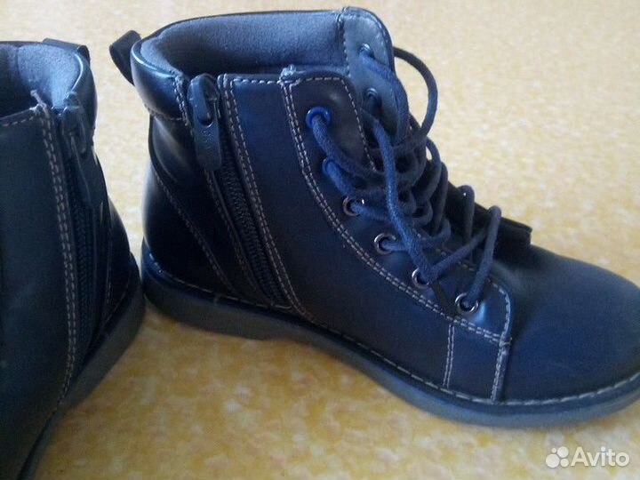Ботинки осенние для мальчикаа