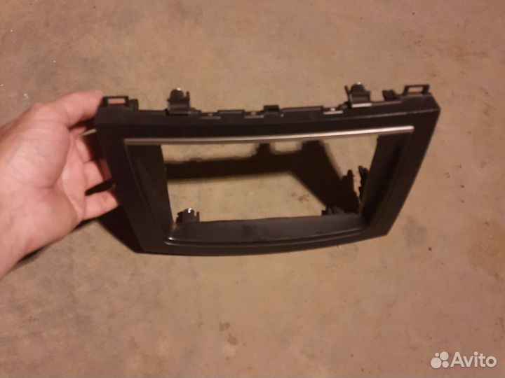 Рамка переходная на магнитолу 7 дюймов mazda