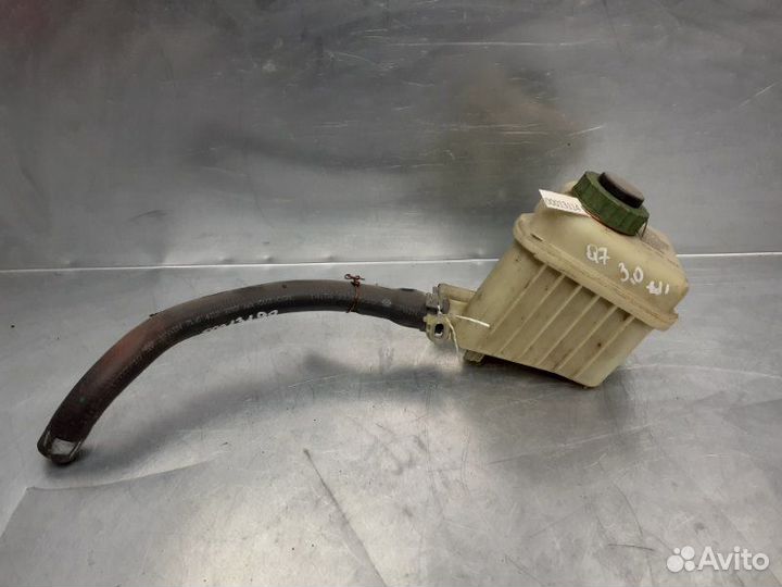 Бачок гидроусилителя Vw Touareg 2002-201