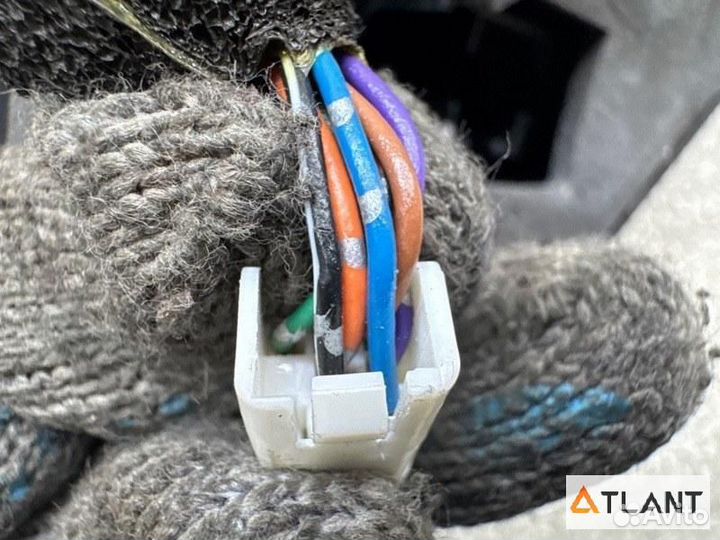 Зеркало переднее левое mazda axela