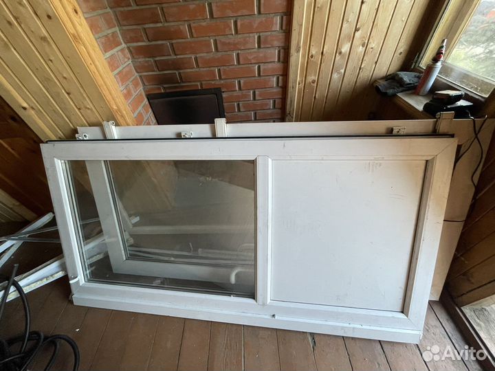 Двери пластиковые со стеклом бу