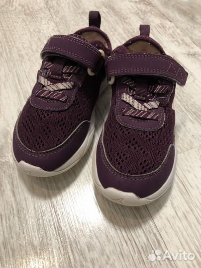 Кроссовки детские