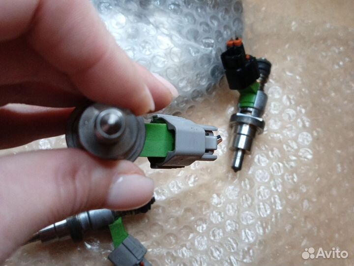 Форсунка тойота toyota авенсис 1az-fse 2azfse