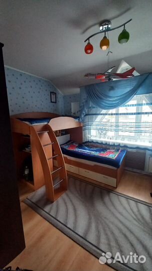 Двухярусная кровать бу с матрасами