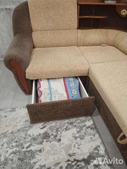 Угловой диван бу