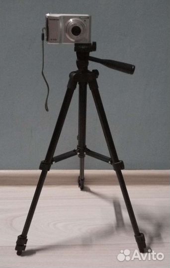 Штатив для смартфона, камеры с блютуз кнопкой