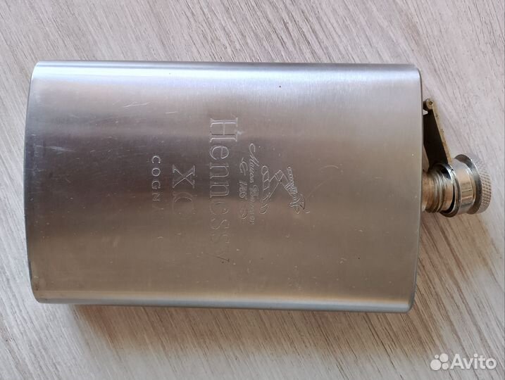 Фляжка для спиртного