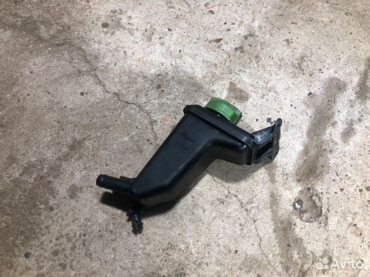 Бачок гидроусилителя руля Audi A4 B6/8E 1.8 2003