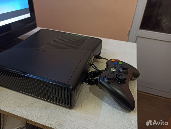 Xbox 360 slim прошитый freeboot