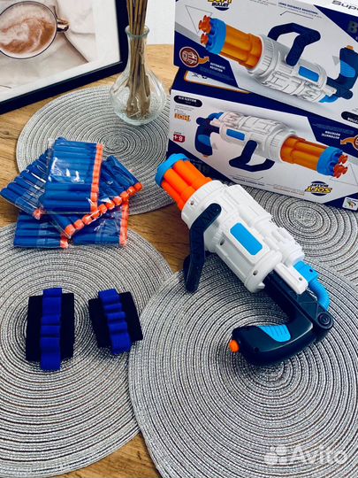 Подарок для мальчика Бластер пистолет с патронамм