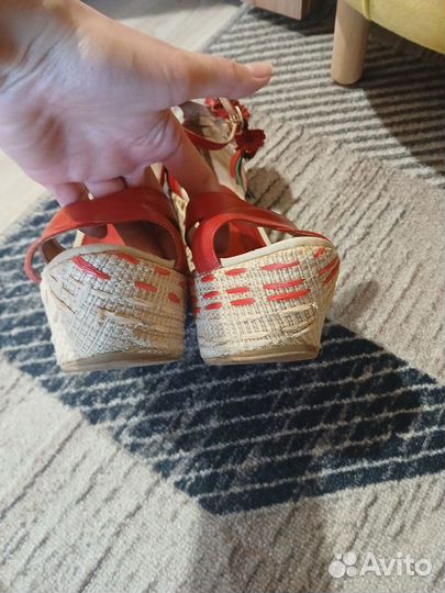 Босоножки натуральная кожа р.38 Graciana