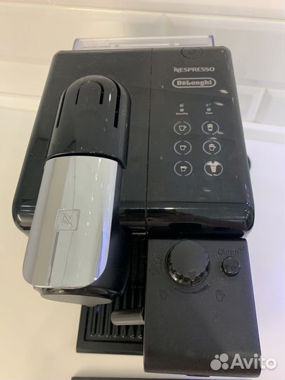Кофемашина Nespresso DeLonghi
