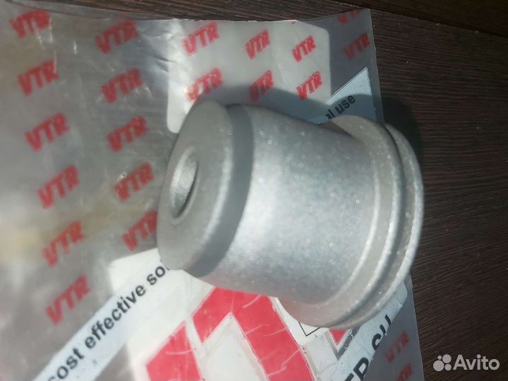 Сайлентблок поворотного кулака Opel Astra J GTC