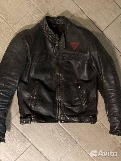 Кожаная мотокуртка мужская Dainese 52