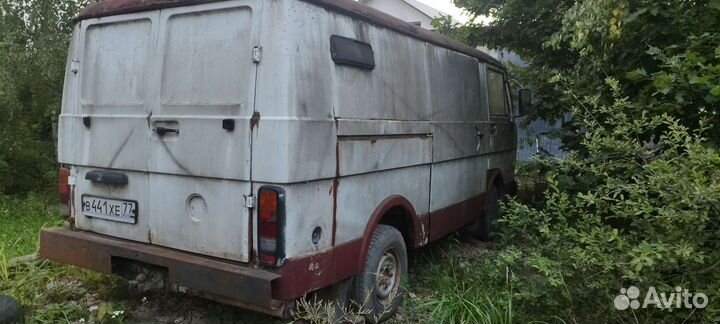 Volkswagen LT цельнометаллический, 1993