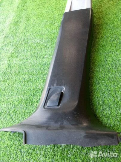 Накладка центральной стойки правая Chevrolet