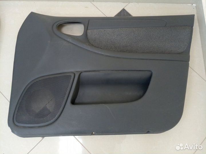 Обшивки дверей передние Chevrolet Lanos T150