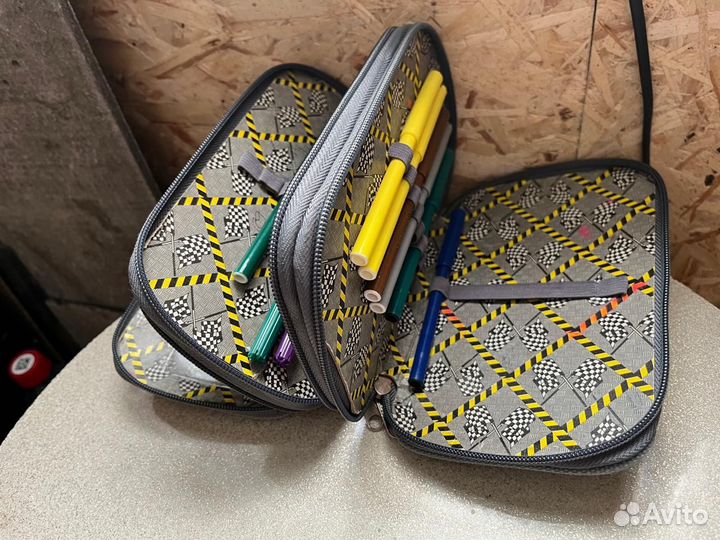 Пенал школьный