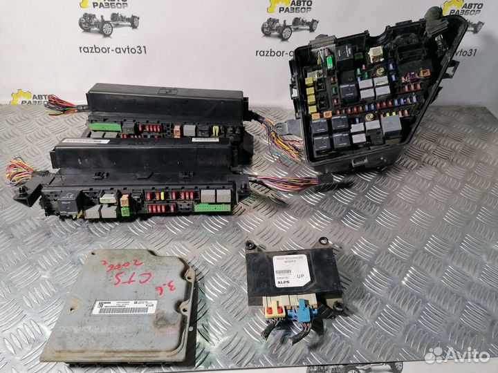 Cadillac CTS блоки предохранителей