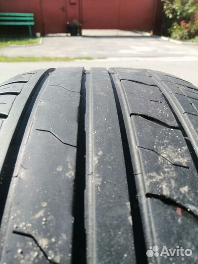 Royal Black Royal Performance 245/45 R20 103W