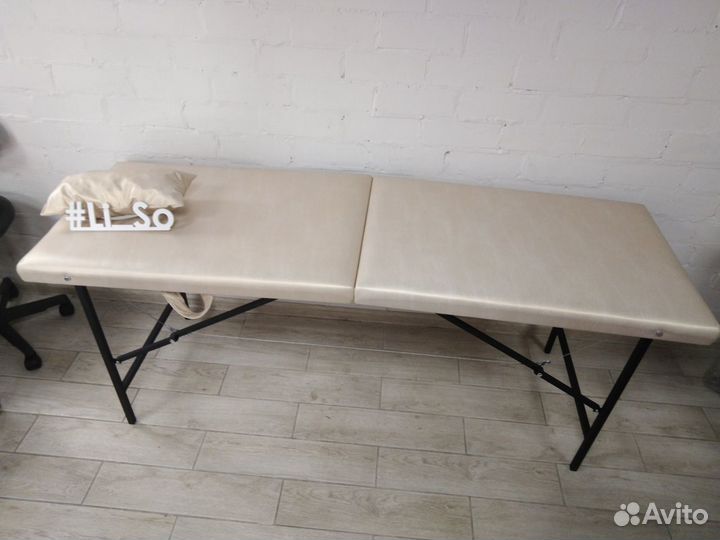Массажная кушетка (стол) в аренду (на прокат)