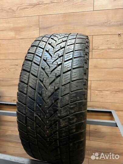 Pirelli Winter 210 Performance 255/45 R17