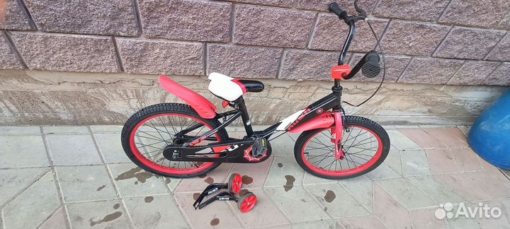 Детский велосипед. Диаметр 20
