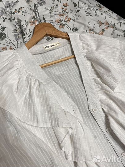 Блузка с воланами праздничная