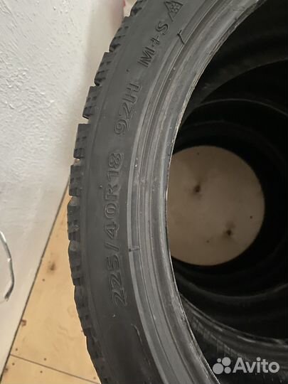 Landsail Ice Star IS33 225/40 R18