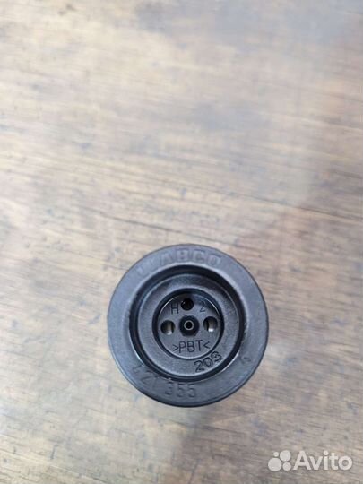 Клапан wabco 421355 ремком. wabco 4213559512