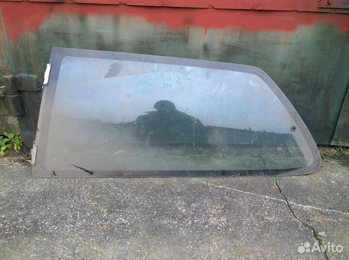 Стекло honda civic заднее левое 1991 3d