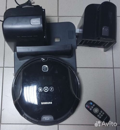 Робот-пылесос Samsung с камерой, базой и пультом
