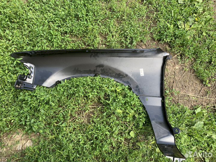 Правое крыло Honda Civic 4-го поколения