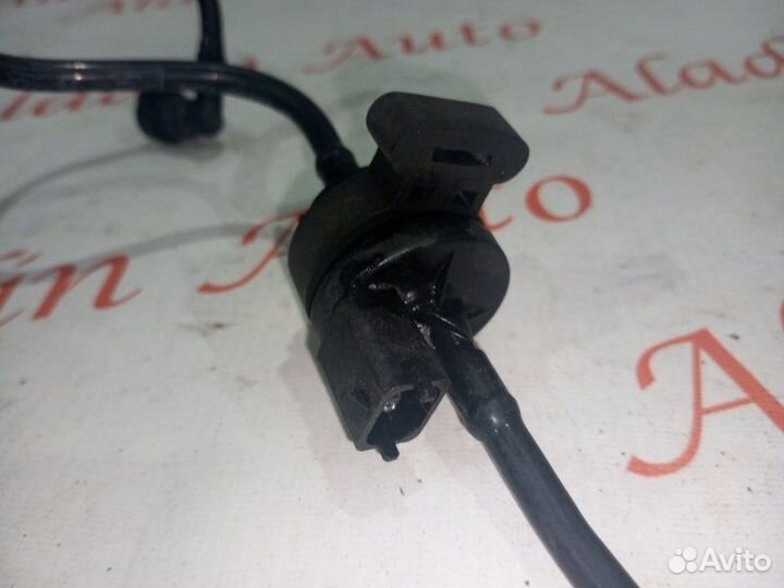 Клапан вентиляции топливного бака Ford C-Max