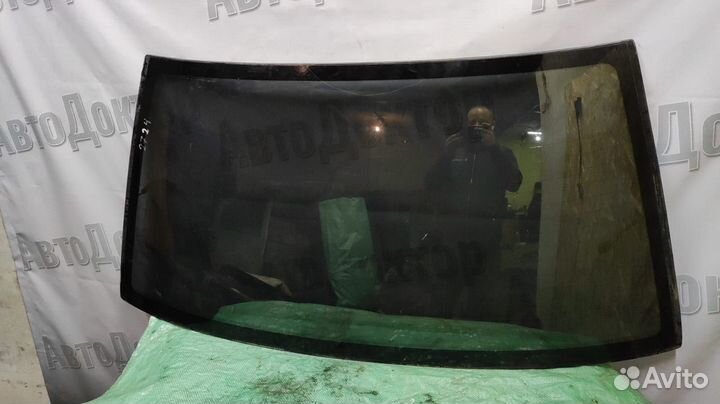 Стекло заднее Mitsubishi Lancer 9