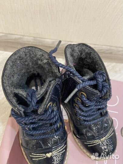Ботинки 24