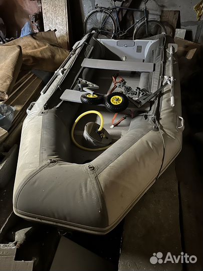 Надувная лодка Badger Classic Line 370