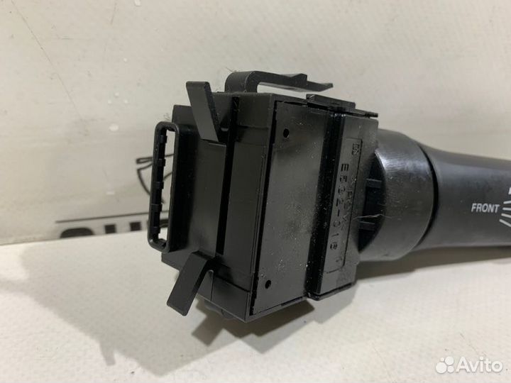 Подрулевой переключатель стеклоочистителей