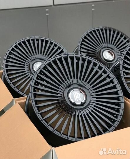 Кованые диски R22 Rolls Royce Cullinan, Ghost