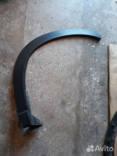 2018-23 Форестер накладка крыла пер Правого Forest