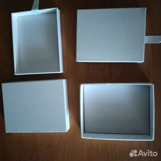 Коробочка и бархатный мешочек