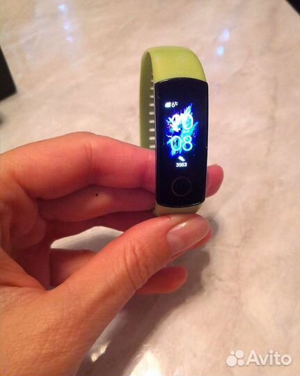 Фитнес браслет honor band 5