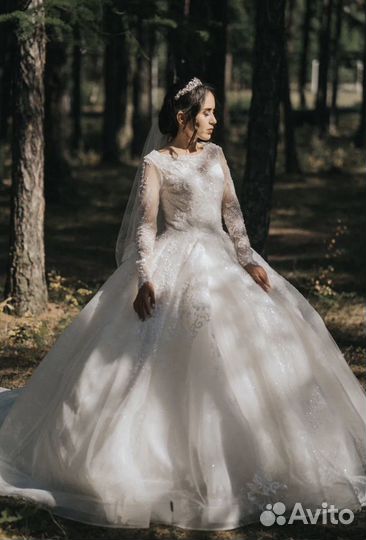 Свадебное платье