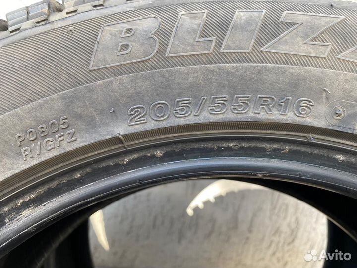 Bridgestone Blizzak Revo GZ 205/55 R16