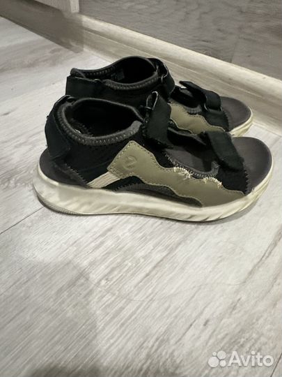 Сандалии ecco