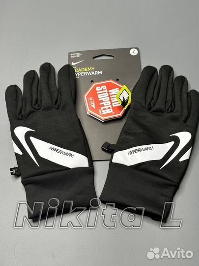 Перчатки и снуд Nike