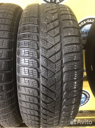 Pirelli Winter Sottozero 3 215/50 R17