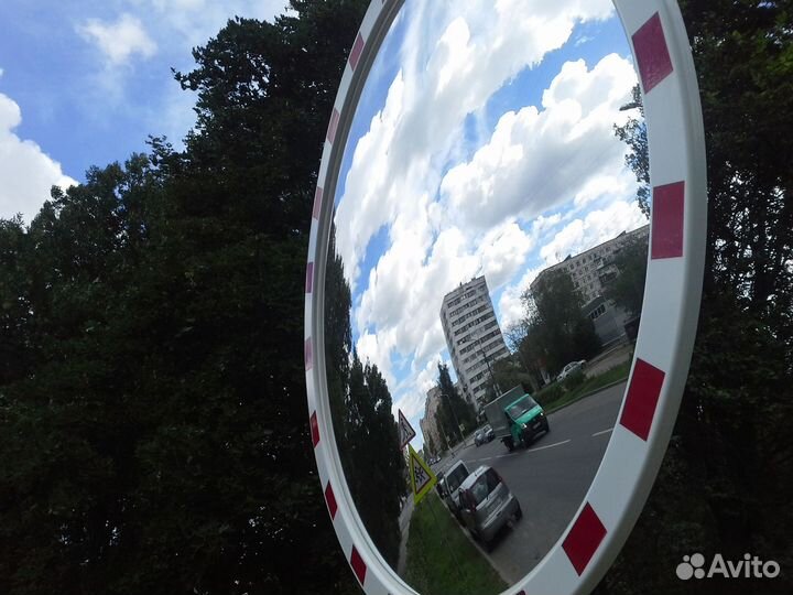 Зеркало со светоотражающей окантовкой сферическое