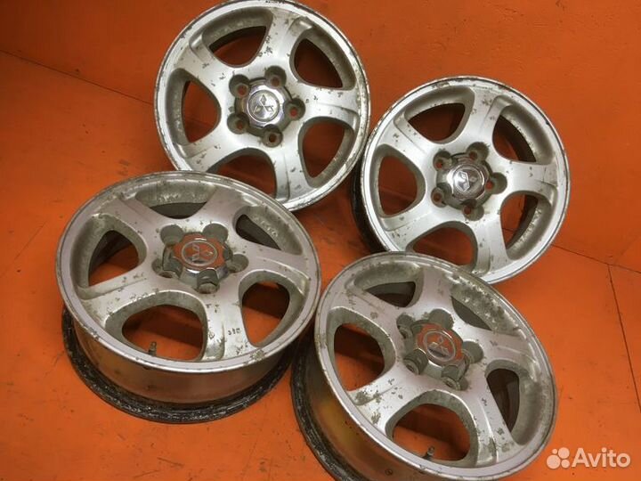 4 шт. Диски - диаметр 15 PCD 5х114,3 Mitsubishi